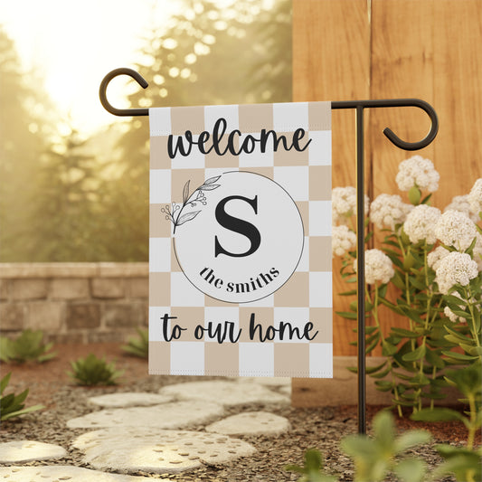 Personalized Welcome Garden Banner in Checkered